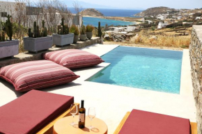 Villa Piccolo Mondo with private pool and sea view